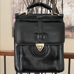 Vintage Moda Italiana SASHA Black Leather Handbag Crossbody Strap